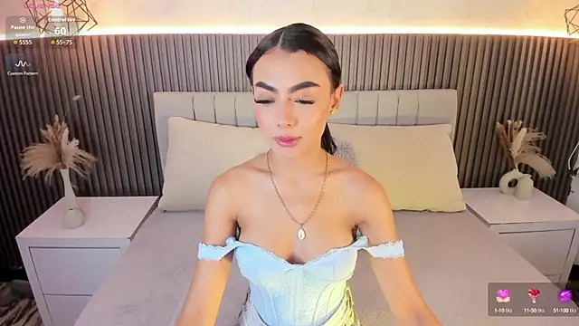 Snapshot of SHANONCLARK chatting on 09.27.25 SHANONCLARK online show from 09.27.25