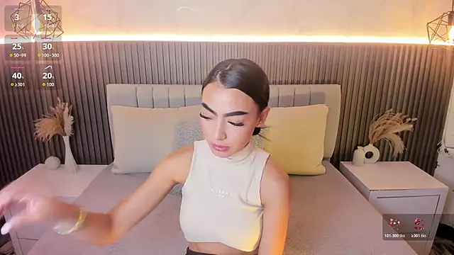 Snapshot of SHANONCLARK chatting on 10.18.25 SHANONCLARK online show from 10.18.25