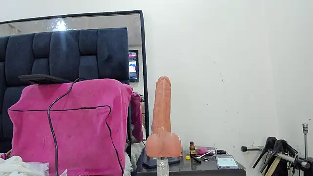 AntonelaNeri online show from 10.16.25