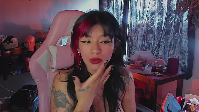 annie walker6 online show from 11.09.25