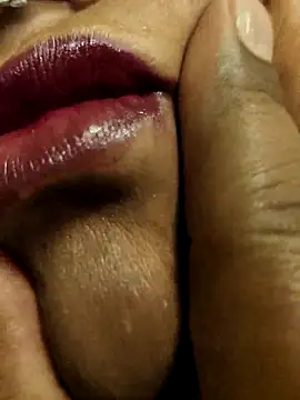 flamingoss online show from 10.17.25