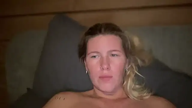 moonamii online show from 10.06.25