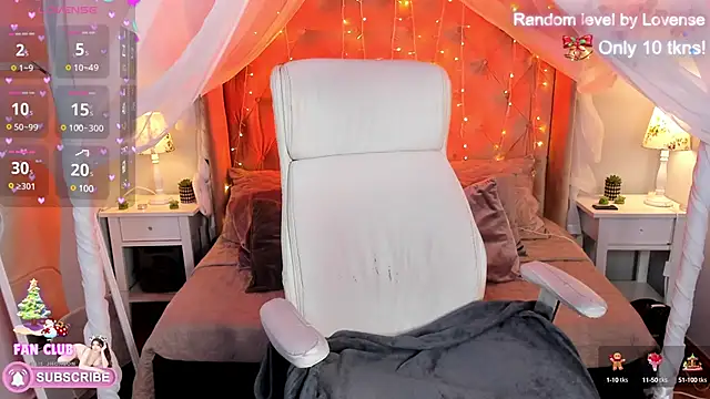 Ellie Jhonson   online show from 12.11.24