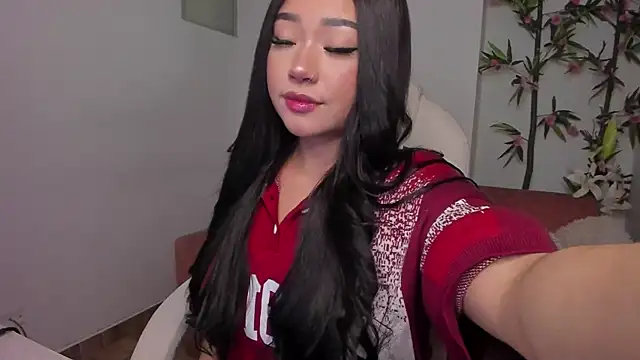 Lulu Sakura  online show from 11.21.25