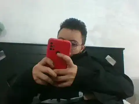 Snapshot of EdenJupiter chatting on 10.29.25 EdenJupiter online show from 10.29.25