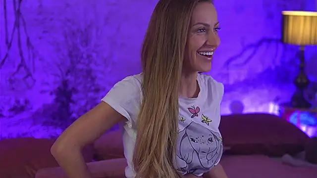 YamiraKim online show from 02.26.26