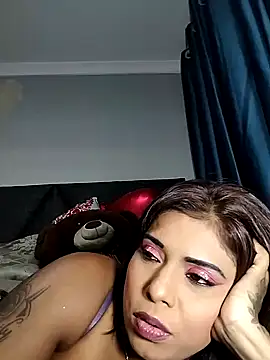 Snapshot of IndianBibix chatting on 03.05.25 IndianBibix online show from 03.05.25