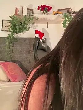 Lia flowers online show from 12.22.24