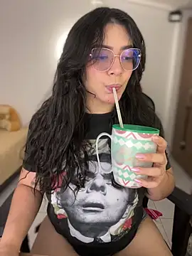 Lia flowers online show from 02.26.26