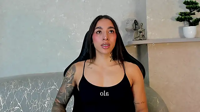 KAYLA BATISTA online show from 07.19.26