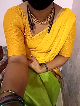 Mallu-Gayathri Arun online show from 09.12.25