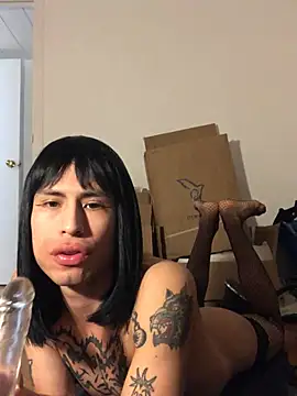 Snapshot of nati72 chatting on 02.19.25 nati72 online show from 02.19.25