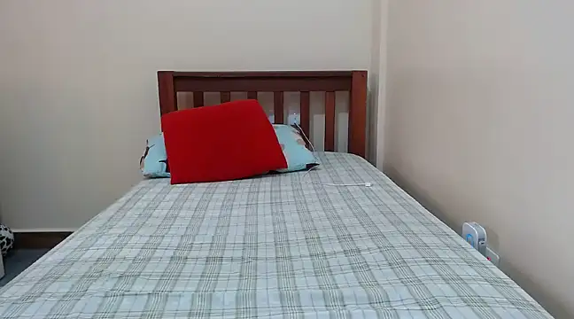 Snapshot of traper_1 chatting on 03.02.25 traper 1 online show from 03.02.25