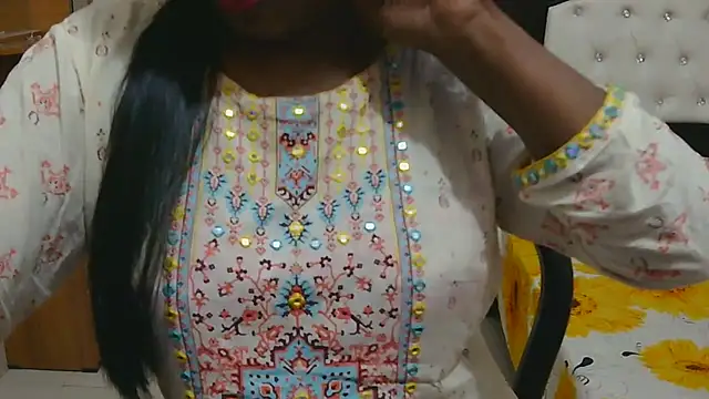 esita 1212 online show from 10.21.25