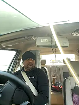 Dick 6inches online show from 11.10.25