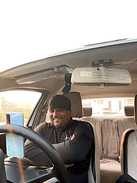 Dick 6inches online show from 11.20.25