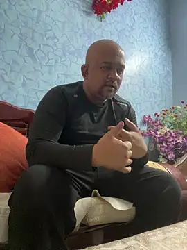 Snapshot of Dick_6inches chatting on 03.05.26 Dick 6inches online show from 03.05.26