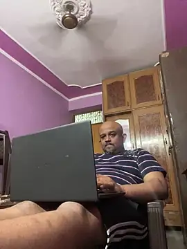 Snapshot of Dick_6inches chatting on 04.02.26 Dick 6inches online show from 04.02.26