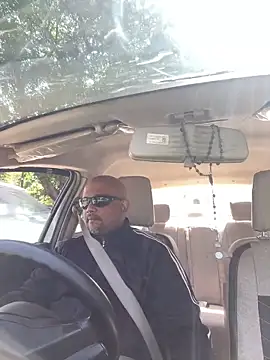 Snapshot of Dick_6inches chatting on 04.13.26 Dick 6inches online show from 04.13.26