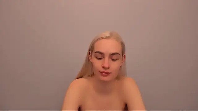 OliviaKisss online show from 01.11.26
