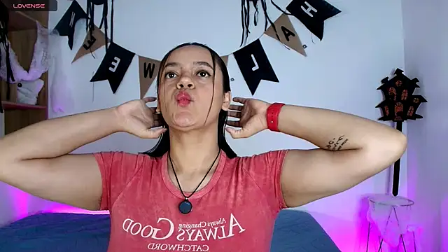 VICTORIABLACK xh online show from 10.13.25