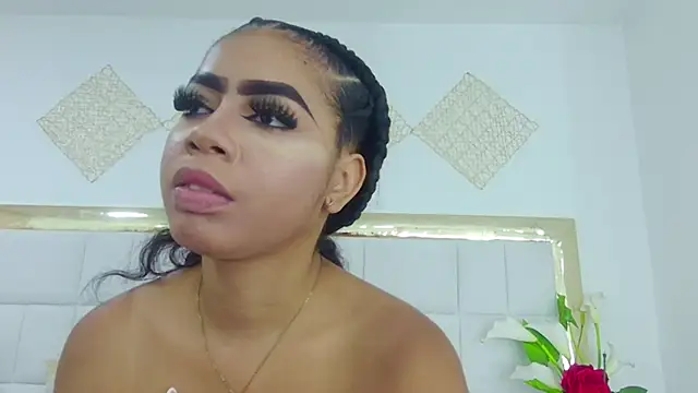 Tyra Kane online show from 01.12.25