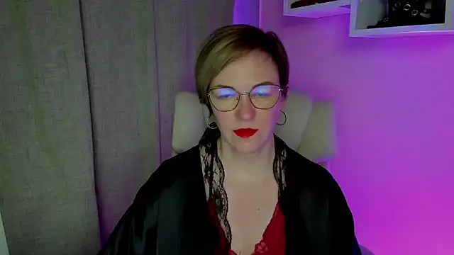 Snapshot of feliziaDesire chatting on 07.23.26 feliziaDesire online show from 07.23.26
