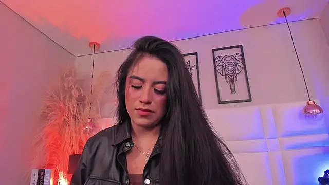 Rebeca jones online show from 11.22.25