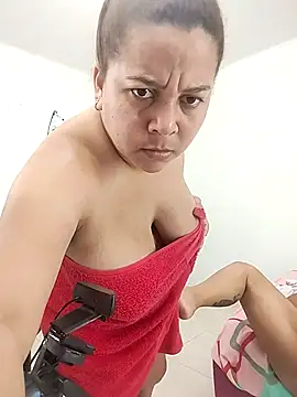 Snapshot of Rossestoner chatting on 09.20.25 Rossestoner online show from 09.20.25