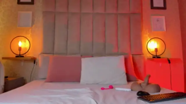 Ashleyy piink online show from 10.20.25