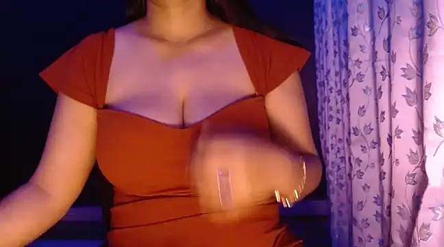 janifer001 online show from 02.24.25