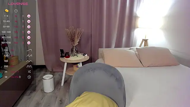 DannaEvan online show from 02.08.25