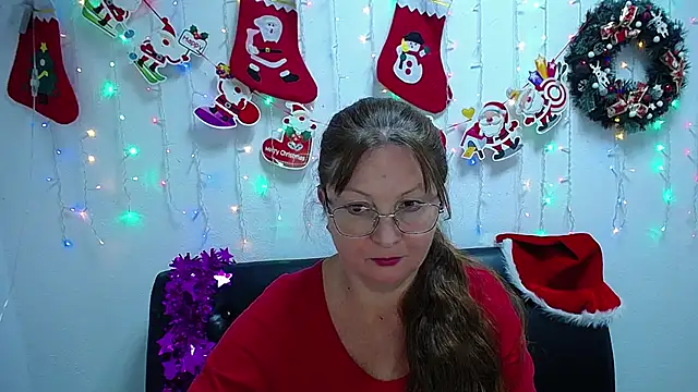 VanessaHotts online show from 12.23.24