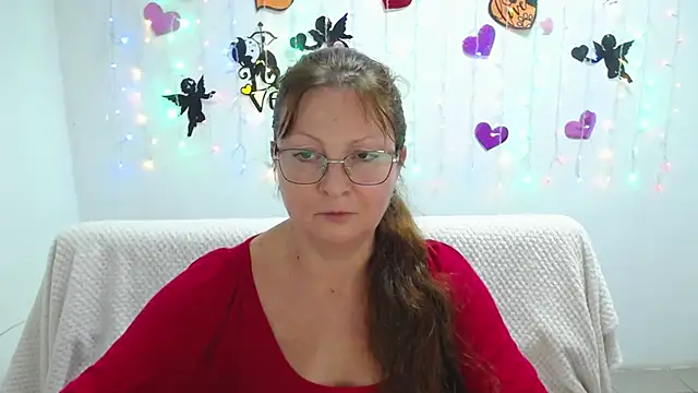 VanessaHotts online show from 03.12.25