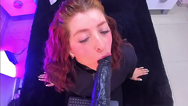 JulietaAlves online show from 11.15.25