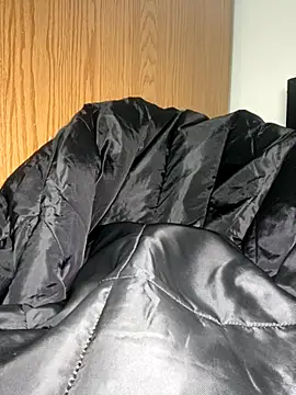 Snapshot of BustiBunny69 chatting on 10.20.25 BustiBunny69 online show from 10.20.25