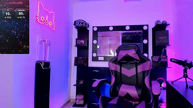 miss kitty online show from 02.21.26