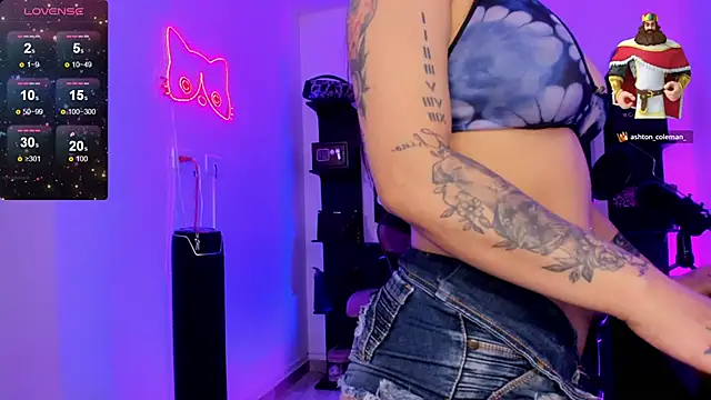 miss kitty online show from 05.10.26