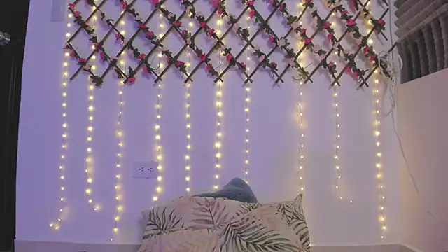 naughty ebonyy online show from 04.18.26