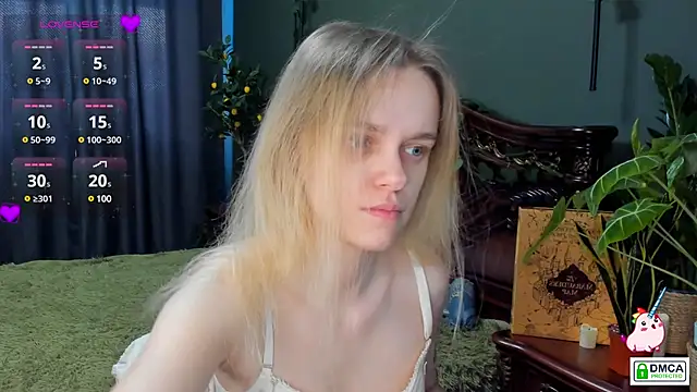 lady bellaa online show from 12.04.24