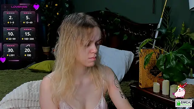lady bellaa online show from 12.14.24