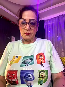 lonely shewolf online show from 09.25.25