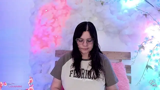 Mey moon online show from 02.03.25