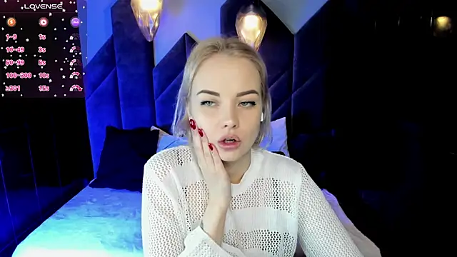 StephanieSweety online show from 02.27.25