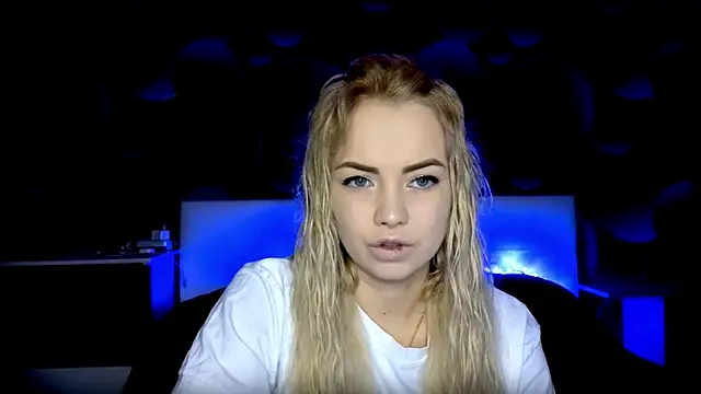 StephanieSweety online show from 11.05.25