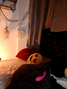 Piafisher1 online show from 10.06.25