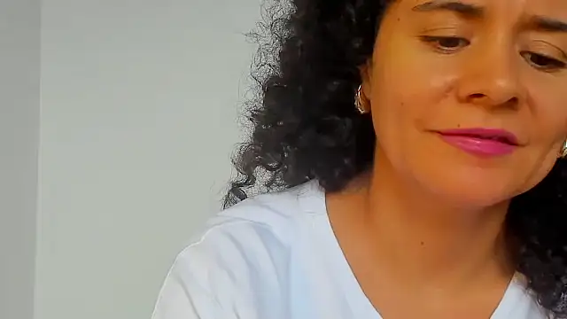 Sami Hotie1 online show from 09.18.25