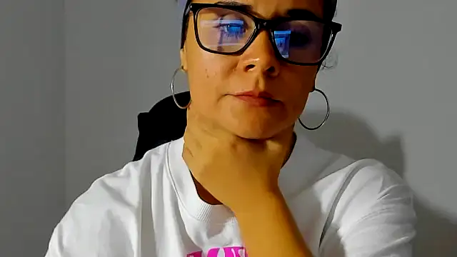 Sami Hotie1 online show from 04.18.26