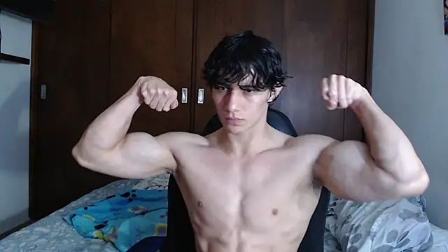 Snapshot of aresholland chatting on 02.09.25 aresholland online show from 02.09.25