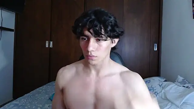 Snapshot of aresholland chatting on 02.10.25 aresholland online show from 02.10.25